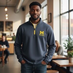 NCAA Michigan Wolverines 1/4 Zip Pullover Jacket Men's M Gray Blue Athletic Top